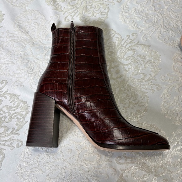 Deltan Mahogany Brown Crocodile Embossed Leather Block Heel Boots Size 7.5 - Picture 7 of 11